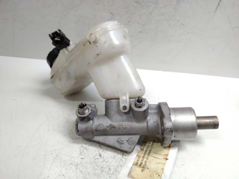 Recambio de bomba freno para renault twingo authentique referencia OEM IAM 7701209642  