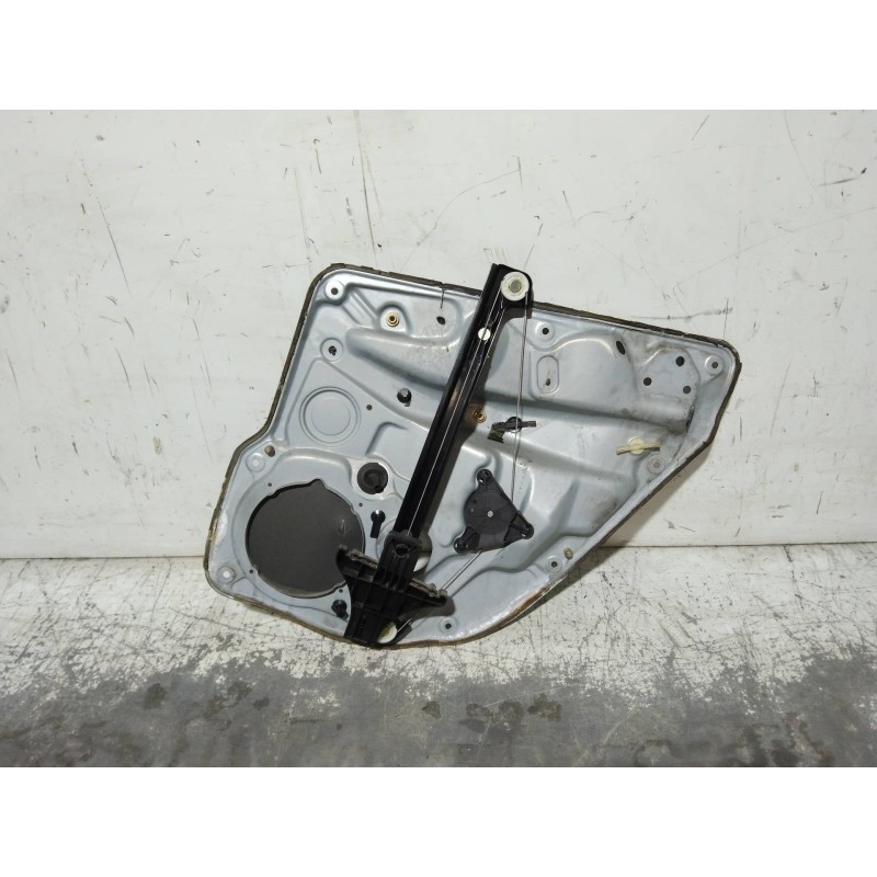 Recambio de elevalunas trasero izquierdo para volkswagen bora berlina (1j2) conceptline referencia OEM IAM 1J5839755C 1J5839729G