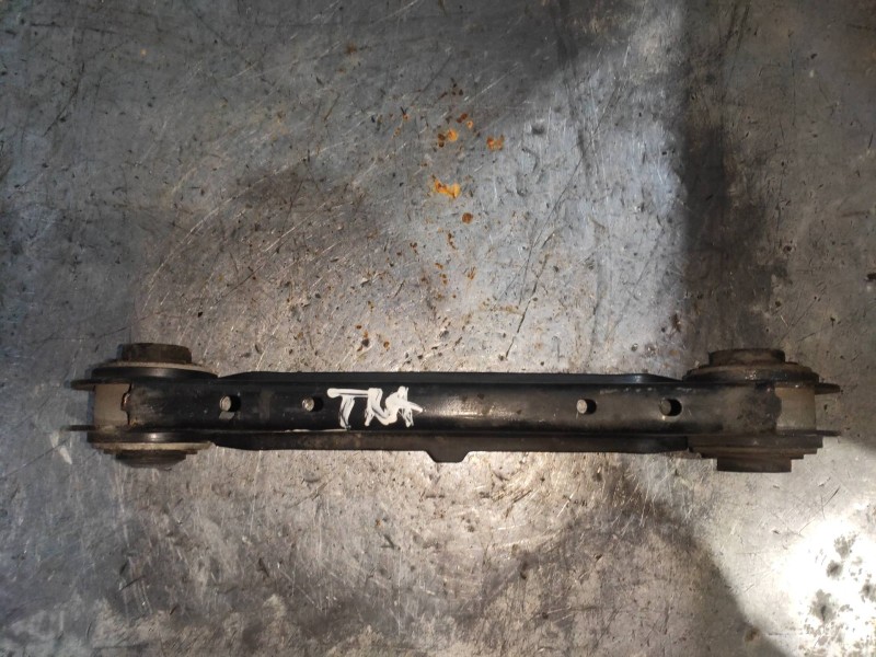 Recambio de brazo suspension superior trasero derecho para bmw serie 1 berlina (e81/e87) 116d referencia OEM IAM 33326782237 333