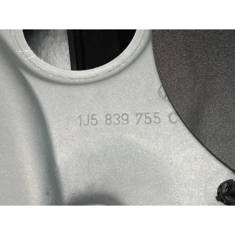 Recambio de elevalunas trasero izquierdo para volkswagen bora berlina (1j2) conceptline referencia OEM IAM 1J5839755C 1J5839729G