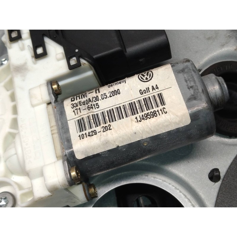 Recambio de elevalunas trasero izquierdo para volkswagen bora berlina (1j2) conceptline referencia OEM IAM 1J5839755C 1J5839729G