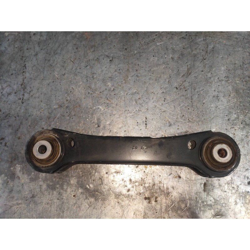 Recambio de brazo suspension superior trasero izquierdo para bmw serie 1 berlina (e81/e87) 116d referencia OEM IAM 33326782237 3