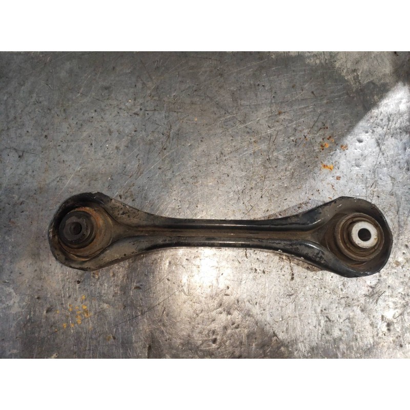 Recambio de brazo suspension superior trasero izquierdo para bmw serie 1 berlina (e81/e87) 116d referencia OEM IAM 33326777980  