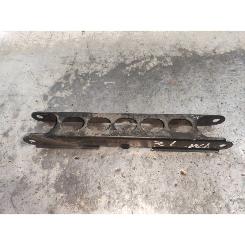 Recambio de brazo suspension superior trasero izquierdo para bmw serie 1 berlina (e81/e87) 116d referencia OEM IAM 33326763477  