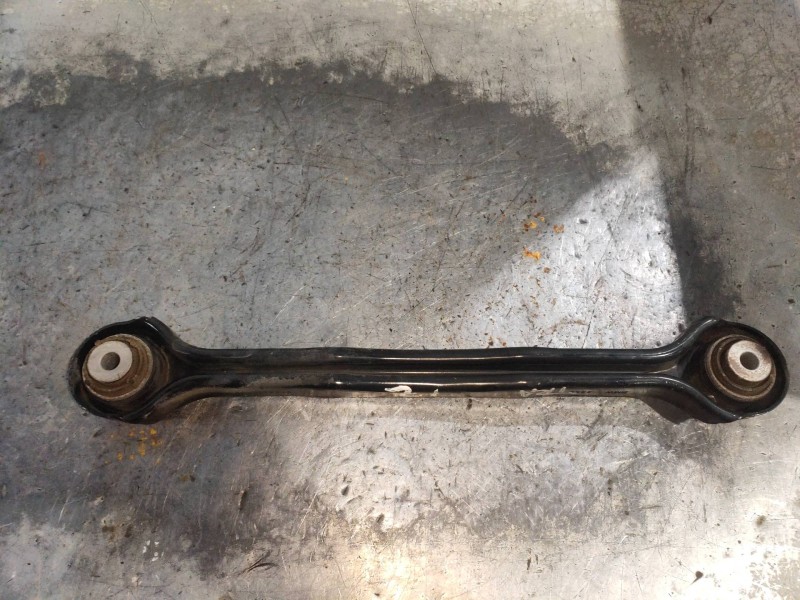 Recambio de brazo suspension superior trasero izquierdo para bmw serie 1 berlina (e81/e87) 116d referencia OEM IAM 33326763471  