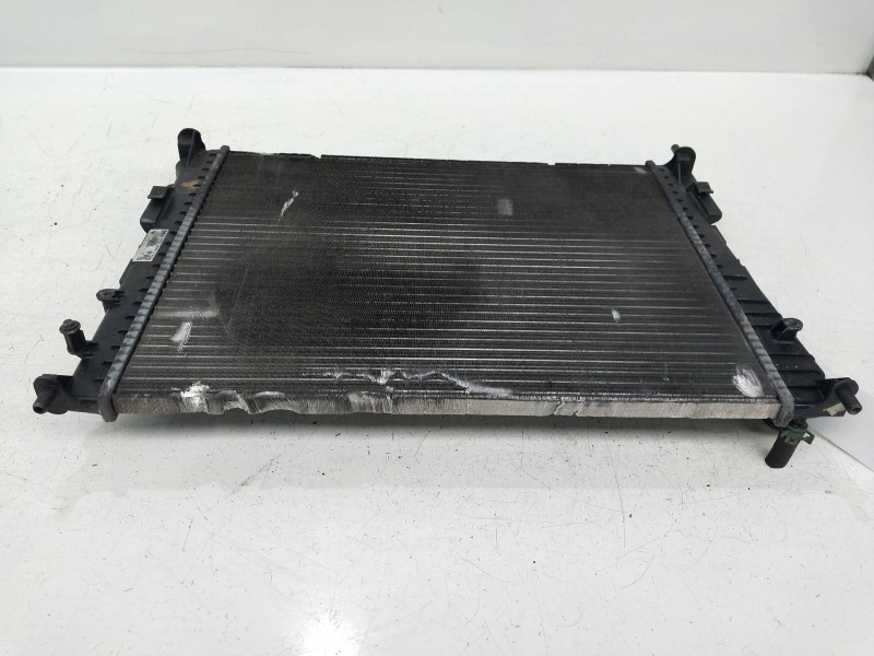 Recambio de radiador agua para renault twingo authentique referencia OEM IAM 8200369307 8200448553 880384A