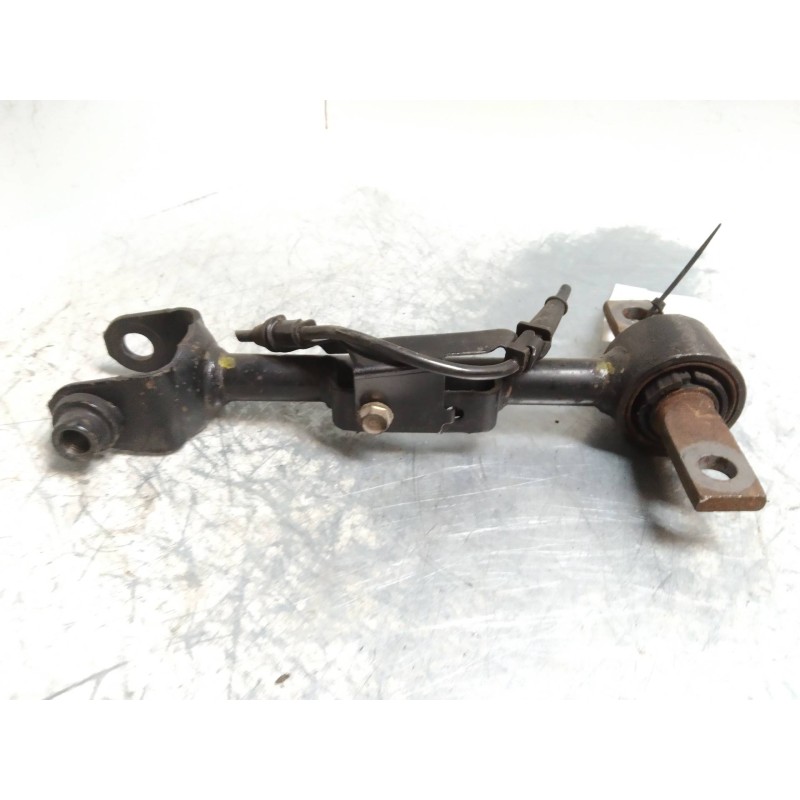 Recambio de tirante trasero derecho para honda civic berlina 3 (ep1/2) 1.6 vtec cat (d 16 v 1) referencia OEM IAM   