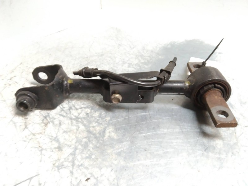 Recambio de tirante trasero derecho para honda civic berlina 3 (ep1/2) 1.6 vtec cat (d 16 v 1) referencia OEM IAM   