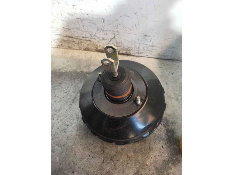 Recambio de servofreno para bmw serie 1 berlina (e81/e87) 116d referencia OEM IAM 29678804102  