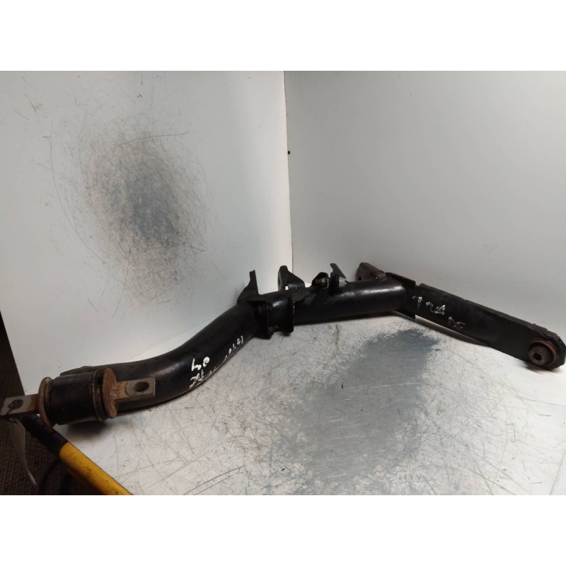 Recambio de brazo suspension inferior trasero derecho para honda civic berlina 3 (ep1/2) 1.6 vtec cat (d 16 v 1) referencia OEM 