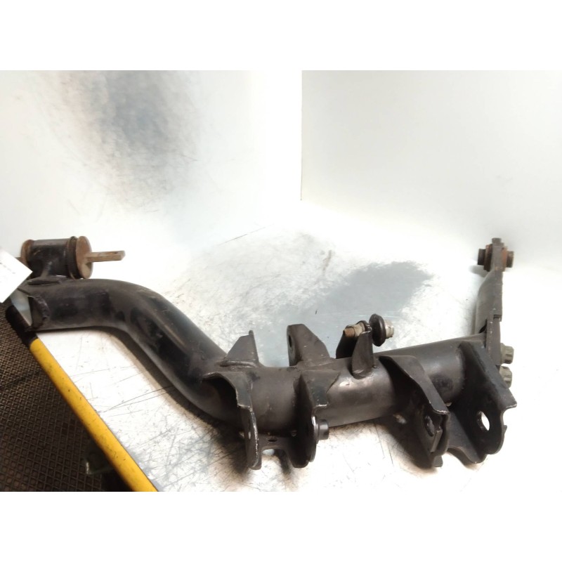 Recambio de brazo suspension inferior trasero izquierdo para honda civic berlina 3 (ep1/2) 1.6 vtec cat (d 16 v 1) referencia OE
