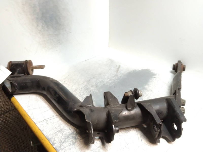 Recambio de brazo suspension inferior trasero izquierdo para honda civic berlina 3 (ep1/2) 1.6 vtec cat (d 16 v 1) referencia OE