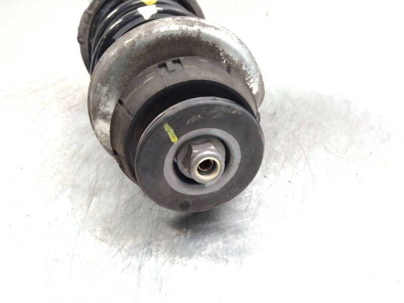 Recambio de amortiguador delantero derecho para renault twingo authentique referencia OEM IAM 8200367895  