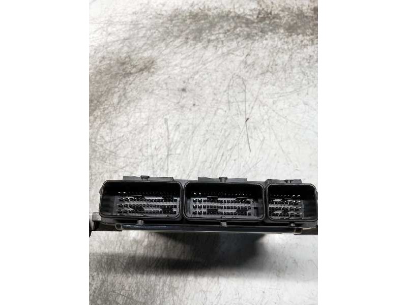 Recambio de centralita motor uce para renault trafic combi (ab 4.01) 2.0 dci diesel cat referencia OEM IAM 0281019840 237101754R