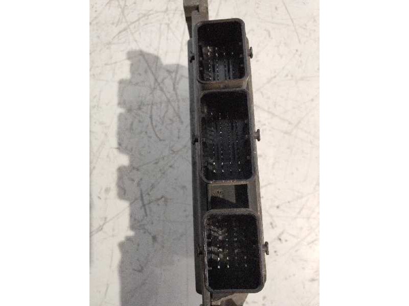 Recambio de centralita motor uce para renault twingo authentique referencia OEM IAM S120200113A 8200700695 8200774747 SIM32