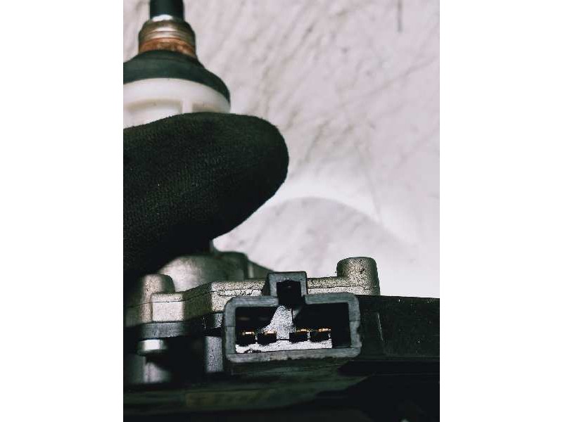 Recambio de motor limpia trasero para ssangyong kyron 2.0 referencia OEM IAM 8615009100 F00S2B2188 