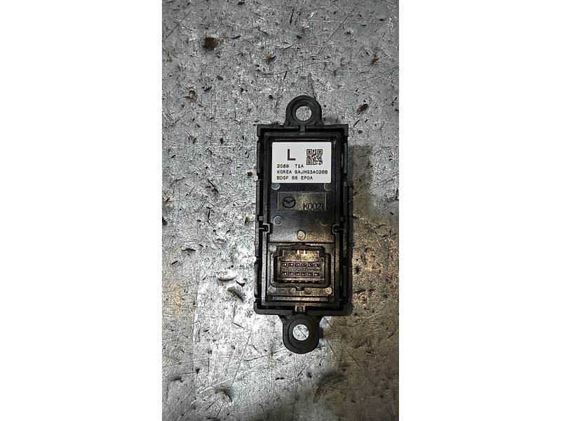Recambio de mando multifuncion para mazda cx-30 selection 2wd referencia OEM IAM BDGF66EP0A SAJMG3A026B 