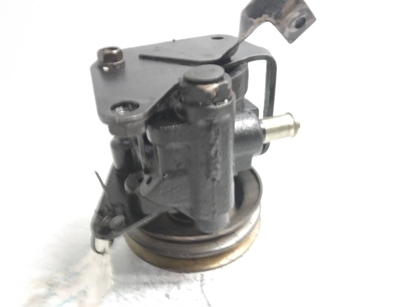 Recambio de bomba direccion para isuzu trooper ubs 52 referencia OEM IAM   