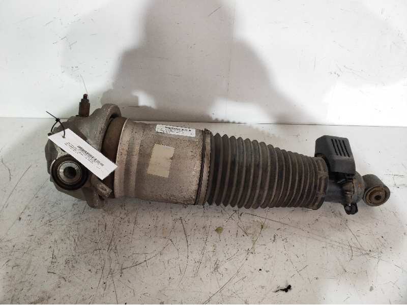 Recambio de amortiguador trasero izquierdo para volkswagen touareg (7la) tdi v10 referencia OEM IAM 7L6512021AG  