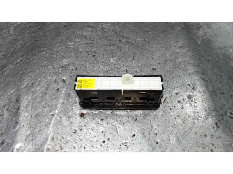 Recambio de mando multifuncion para mazda cx-30 selection 2wd referencia OEM IAM DFS266170  