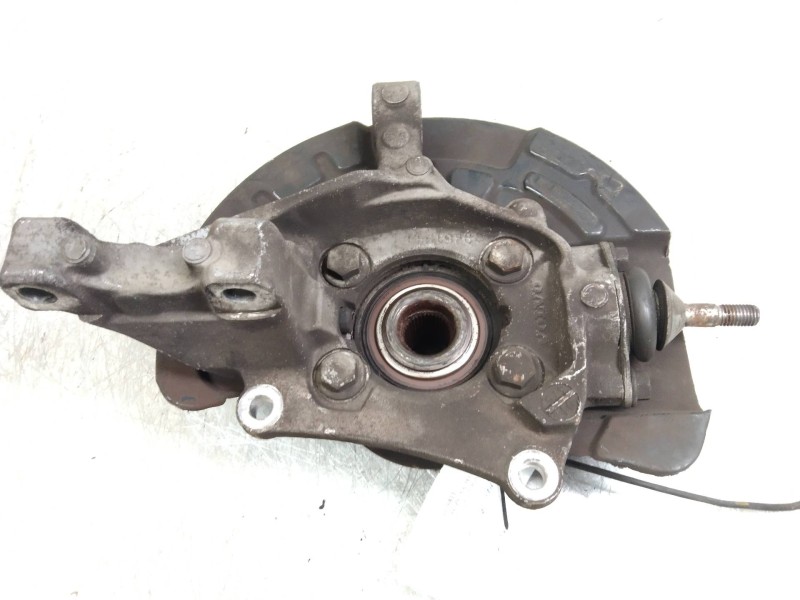 Recambio de mangueta delantera derecha para volvo v70 familiar 2.4 20v turbo cat referencia OEM IAM   