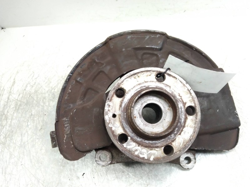 Recambio de mangueta delantera izquierda para volvo v70 familiar 2.4 20v turbo cat referencia OEM IAM   