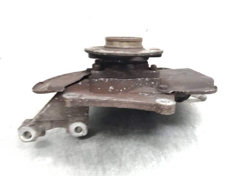 Recambio de mangueta delantera izquierda para volvo v70 familiar 2.4 20v turbo cat referencia OEM IAM   