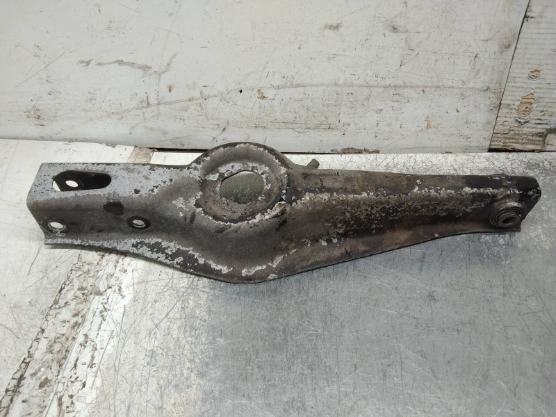 Recambio de brazo suspension inferior trasero izquierdo para peugeot 406 coupe (s1/s2) 2,2 hdi ultima edizione pack referencia O