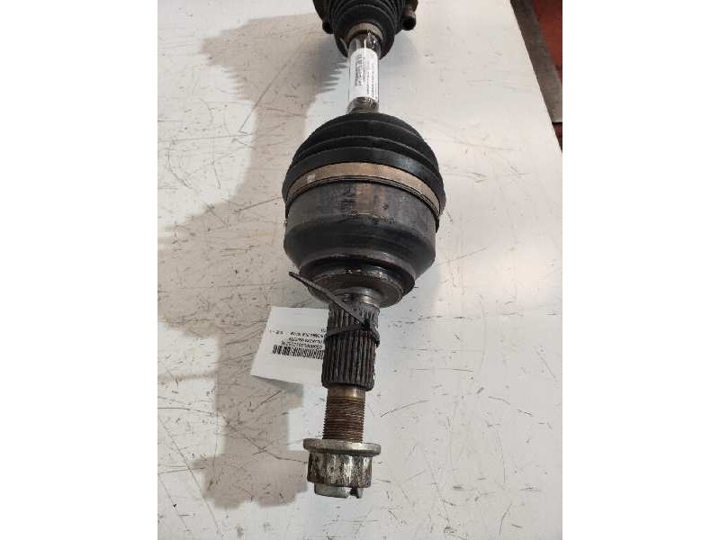 Recambio de transmision delantera izquierda para volkswagen touareg (7la) tdi v10 referencia OEM IAM 7L0407271A  