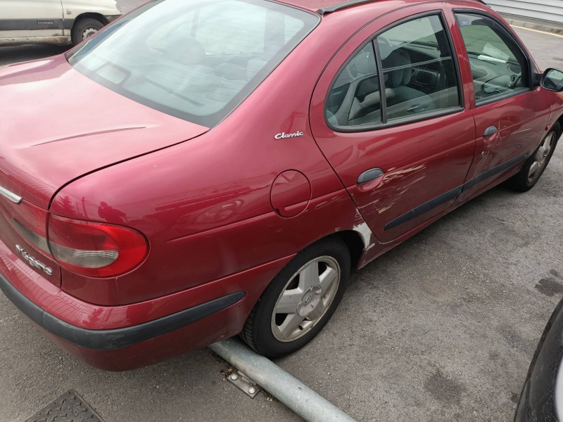 renault megane i fase 2 classic (la..) del año 2000