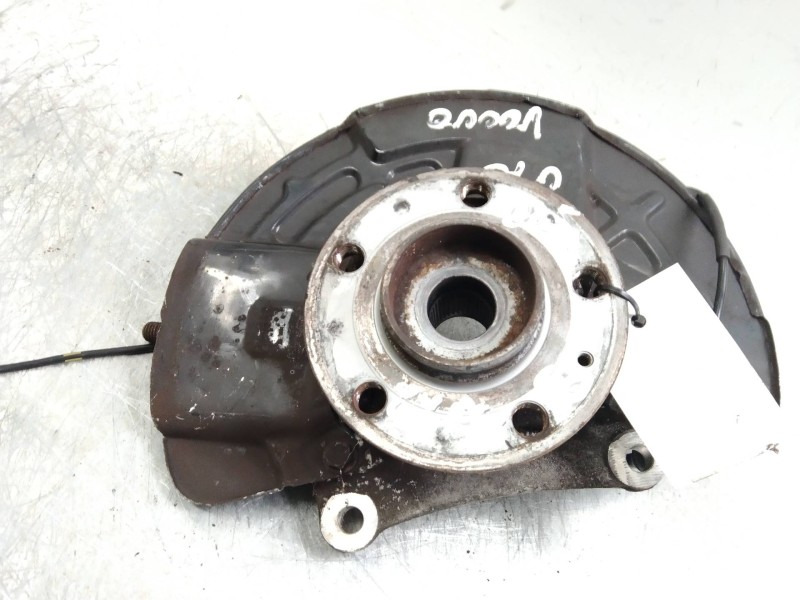 Recambio de mangueta delantera derecha para volvo v70 familiar 2.4 diesel referencia OEM IAM   