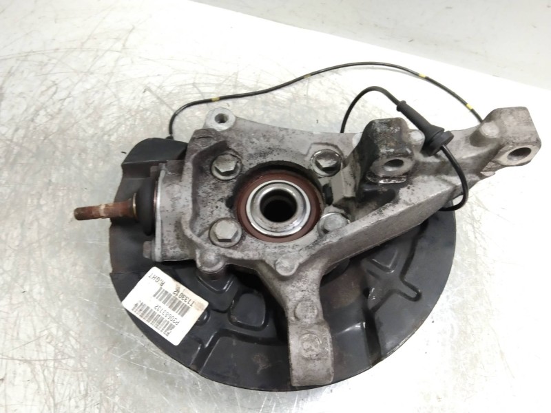 Recambio de mangueta delantera derecha para volvo v70 familiar 2.4 diesel referencia OEM IAM   