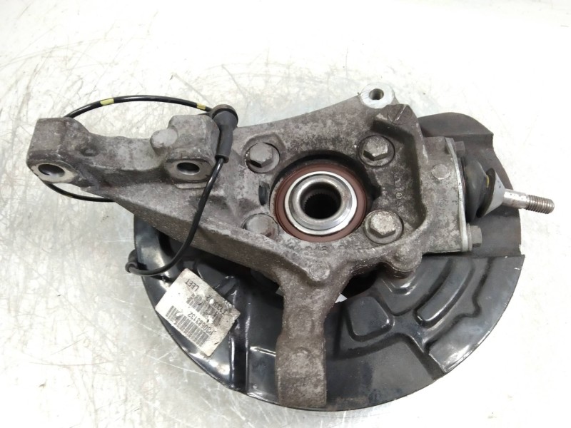 Recambio de mangueta delantera izquierda para volvo v70 familiar 2.4 diesel referencia OEM IAM   