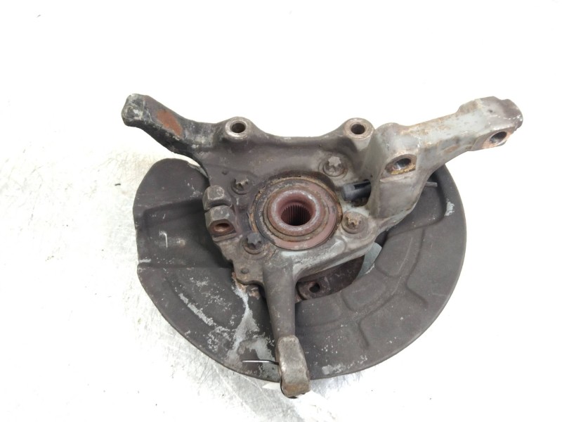 Recambio de mangueta delantera derecha para volvo c70 coupe 2.3 turbo cat referencia OEM IAM   
