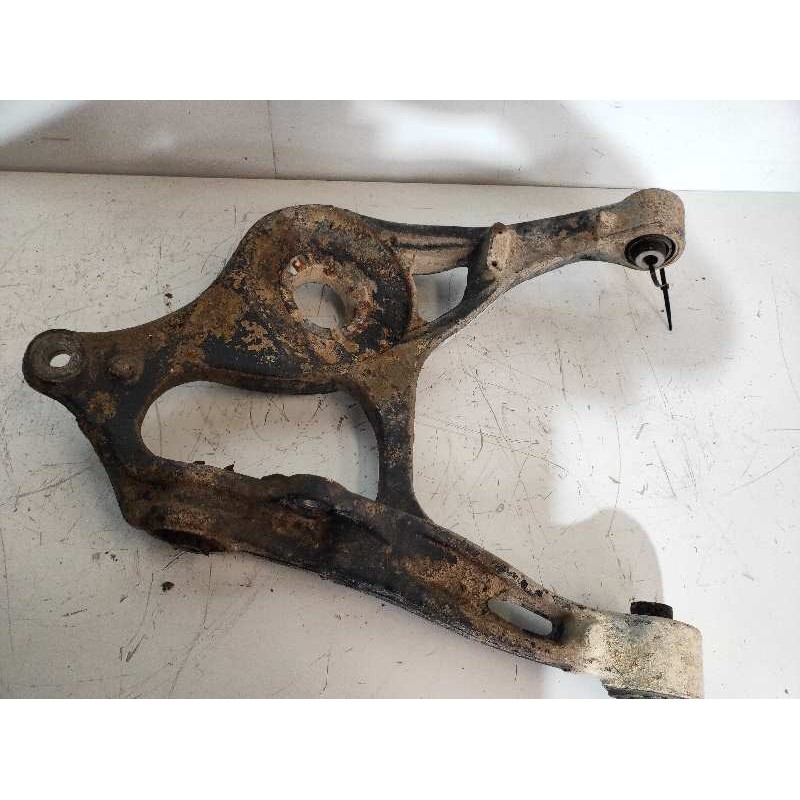 Recambio de brazo suspension inferior trasero izquierdo para mercedes clase m (w164) 320 / 350 cdi (164.122) referencia OEM IAM 
