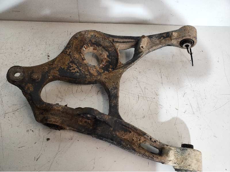 Recambio de brazo suspension inferior trasero izquierdo para mercedes clase m (w164) 320 / 350 cdi (164.122) referencia OEM IAM 