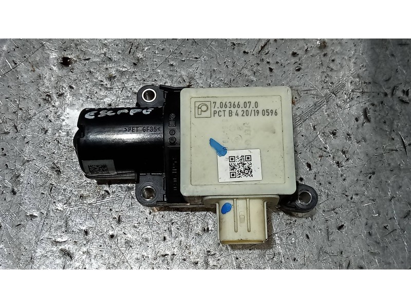 Recambio de caja mariposa para mazda cx-30 selection 2wd referencia OEM IAM 706366070  