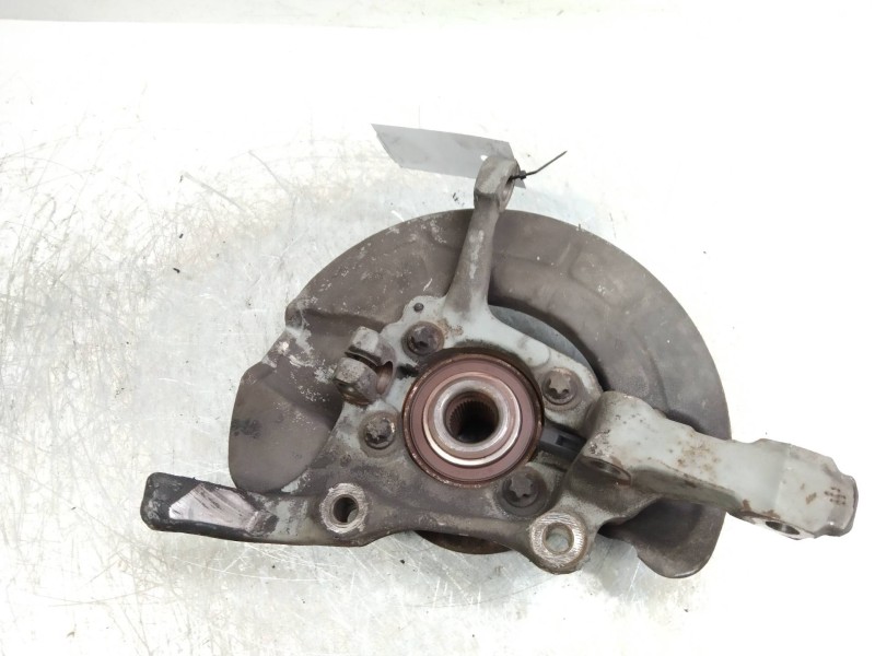 Recambio de mangueta delantera izquierda para volvo c70 coupe 2.4 referencia OEM IAM   