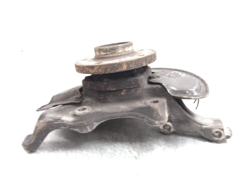 Recambio de mangueta delantera derecha para volvo c70 coupe 2.3 turbo cat referencia OEM IAM   