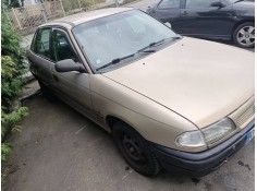 opel astra f berlina del año 1997