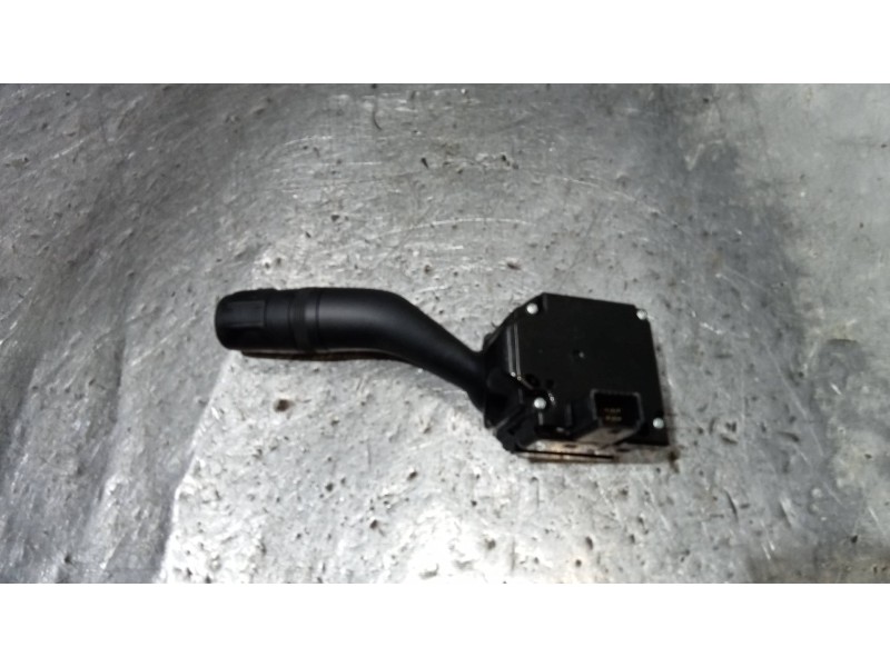 Recambio de mando limpia para mazda cx-30 selection 2wd referencia OEM IAM BDENA1F  