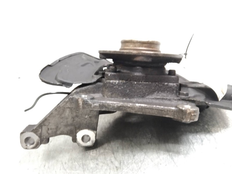 Recambio de mangueta delantera izquierda para volvo xc70 2.5 20v turbo cat referencia OEM IAM   