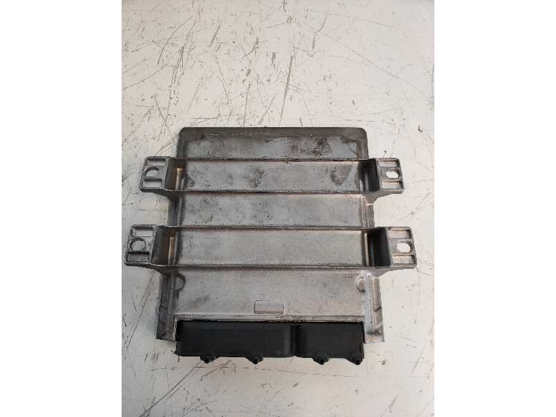 Recambio de centralita motor uce para mg rover serie 45 (rt) classic (5-ptas.) referencia OEM IAM NNN100743 NNW000580 2 YD501338