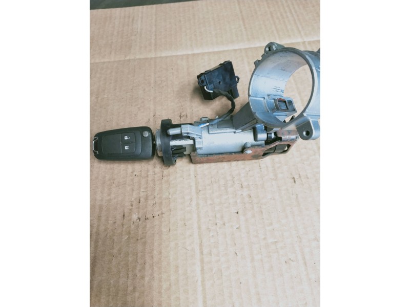 Recambio de conmutador de arranque para opel corsa e color edition referencia OEM IAM 13496392 82340410030 4121694