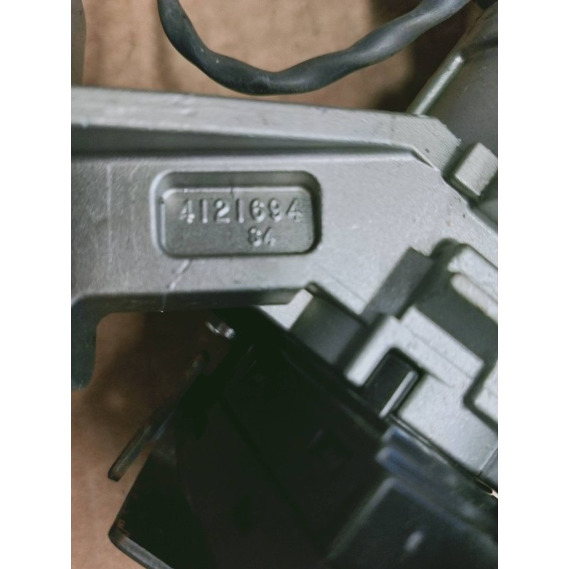 Recambio de conmutador de arranque para opel corsa e color edition referencia OEM IAM 13496392 82340410030 4121694