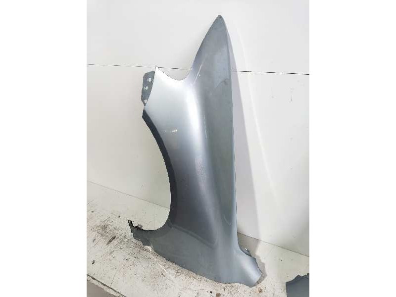 Recambio de aleta delantera izquierda para volkswagen touareg (7la) tdi v10 referencia OEM IAM   