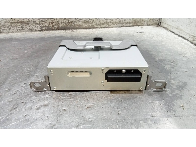 Recambio de sistema audio / radio cd para mazda cx-30 selection 2wd referencia OEM IAM DFR5669C0E CLMMN9E0J1 