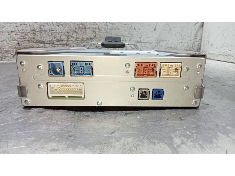 Recambio de sistema audio / radio cd para mazda cx-30 selection 2wd referencia OEM IAM DFR5669C0E CLMMN9E0J1 