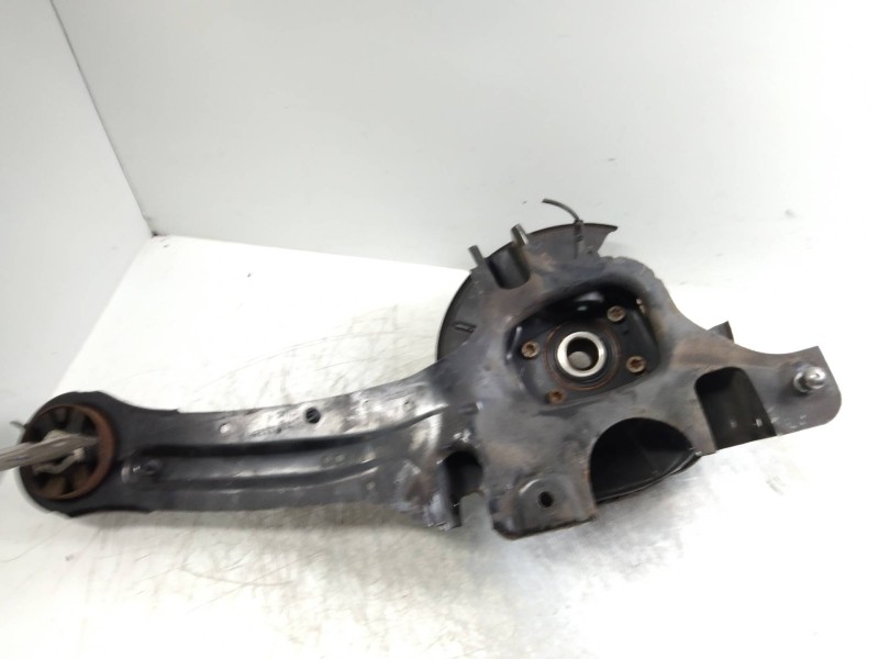 Recambio de mangueta trasera derecha para volvo xc70 referencia OEM IAM   