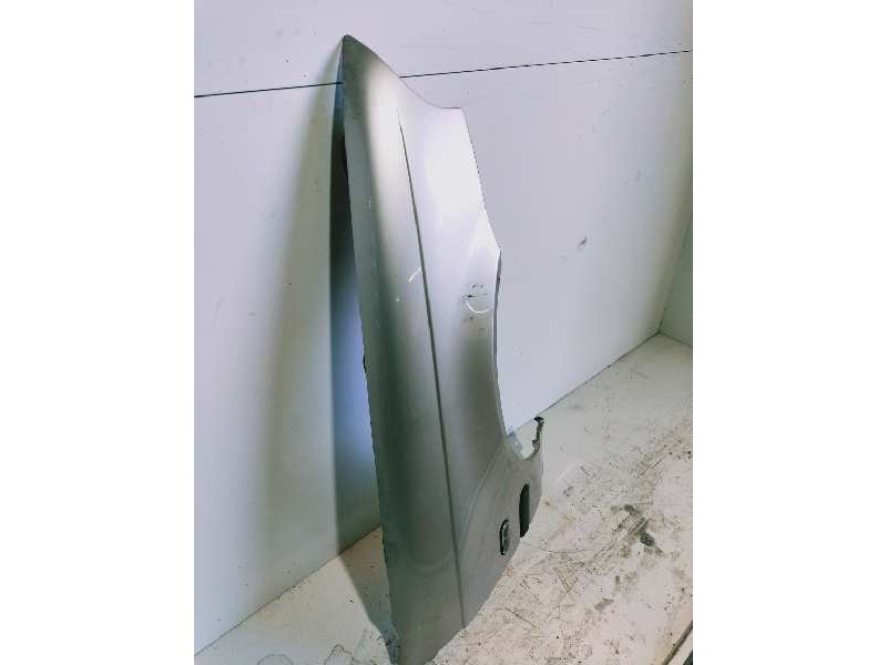 Recambio de aleta delantera derecha para mg rover serie 45 (rt) classic (5-ptas.) referencia OEM IAM   